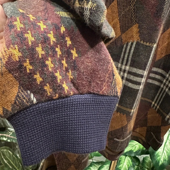 Authentic Burberry multicolor longsleeve polo shirts size L/XL (runs big) - Picture 9 of 12